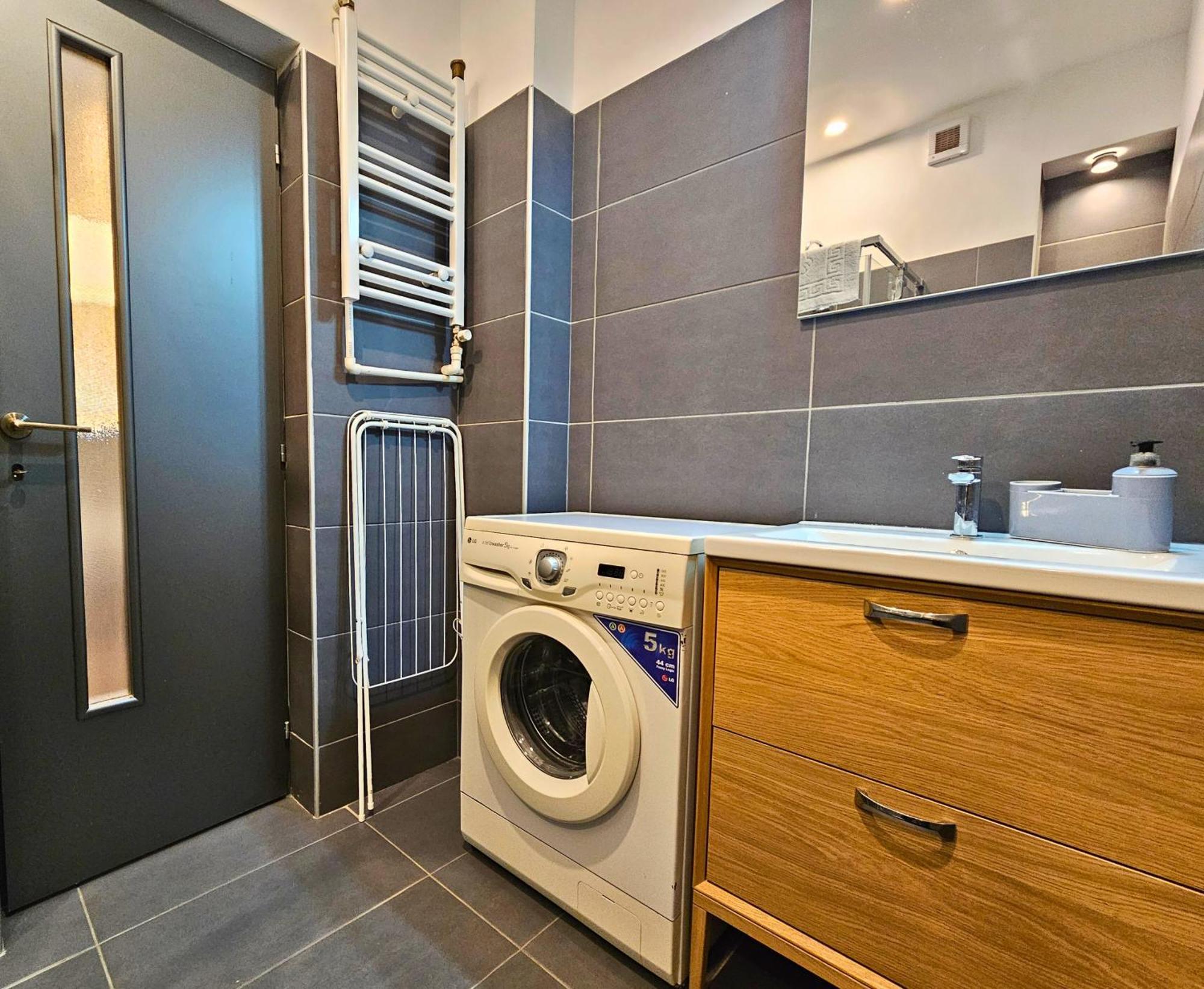 Amzei Studios & Suites Βουκουρέστι Δωμάτιο φωτογραφία